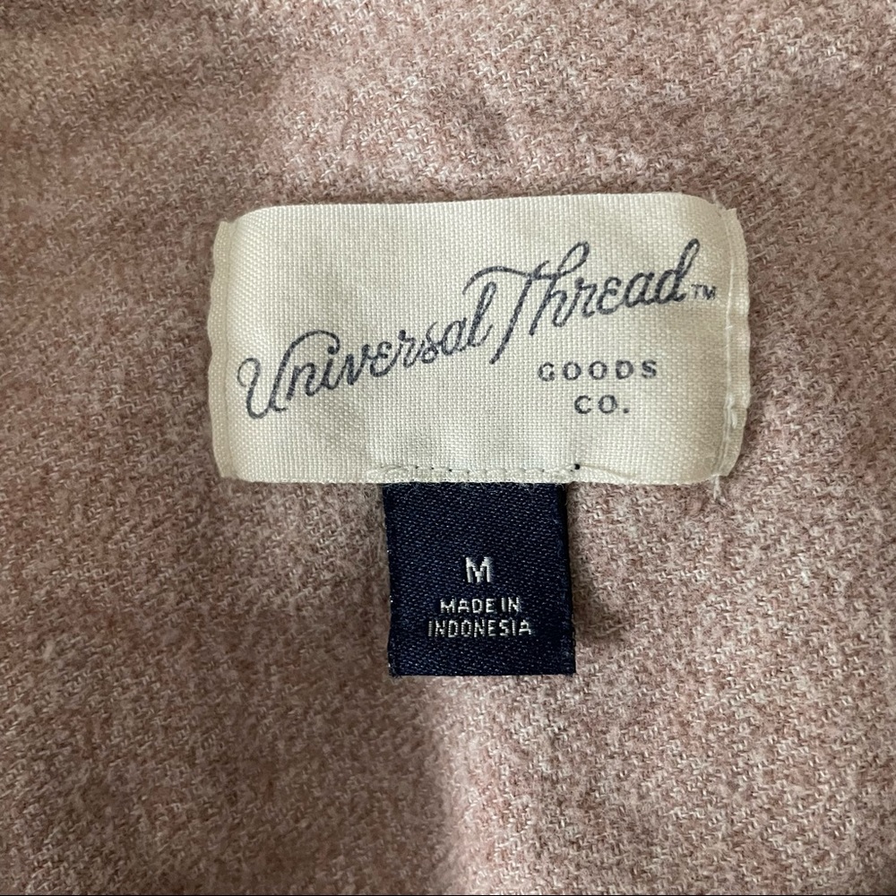 Universal Thread Men’s Button Up Shirt - Picture 3 of 3